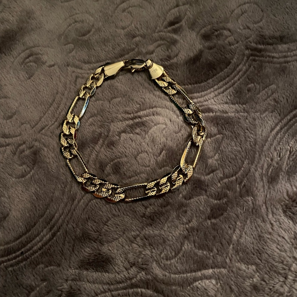18K Gold Chain Bracelet 8”